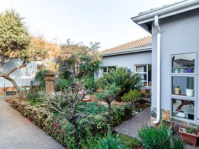 3 Bedroom House For Sale in Pretoria - veL8.webp