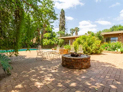 4 Bedroom House For Sale in Pretoria - nHo9.webp
