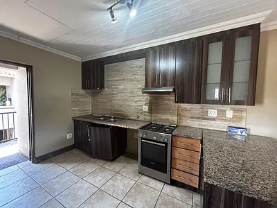2 Bedroom Apartment To Rent in Pretoria - Kqi7.webp