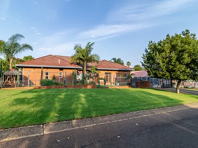 5 Bedroom House For Sale in Pretoria - img