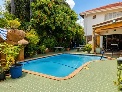 6 Bedroom House For Sale in Pretoria - zgzE.webp