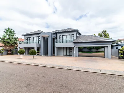 4 Bedroom House For Sale in Pretoria - P149.webp