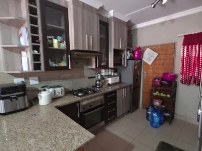 2 Bedroom Apartment To Rent in Pretoria - ixmN.webp