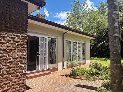 5 Bedroom House To Rent in Pretoria - fZln.webp