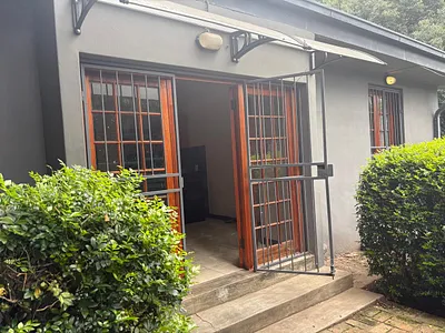 1.5 Bedroom Apartment To Rent in Pretoria - aLlT.webp