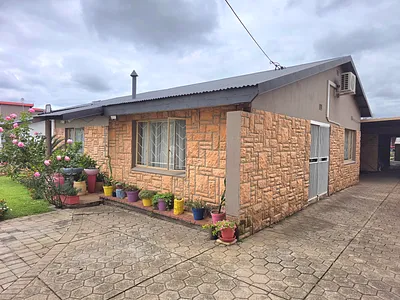 3 Bedroom House For Sale in Pretoria - ScNW.webp