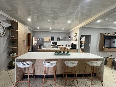 5 Bedroom House For Sale in Pretoria - 6Y4A.webp