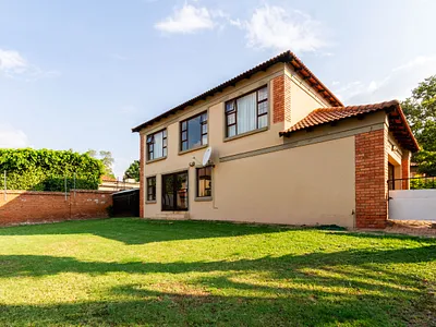 3 Bedroom House For Sale in Pretoria - 6nsR.webp