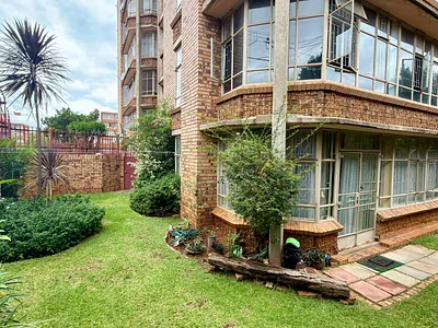2 Bedroom Apartment For Sale in Pretoria - img