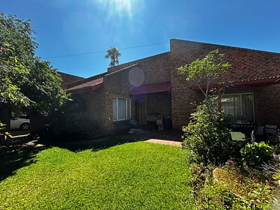 2 Bedroom House To Rent in Pretoria - img