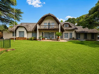 5 Bedroom House For Sale in Pretoria - LyI3.webp