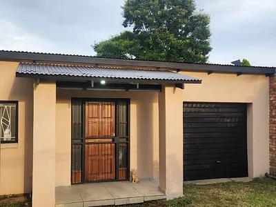 1 Bedroom Apartment To Rent in Pretoria - mcTU.webp