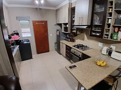 2 Bedroom Apartment To Rent in Pretoria - 23lR.webp