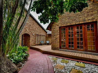 5 Bedroom House For Sale in Pretoria - zGIP.webp