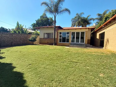 2 Bedroom House To Rent in Pretoria - x2oF.webp