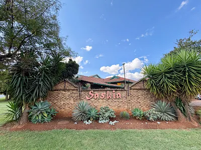 2 Bedroom Townhouse For Sale in Pretoria - YZ7I.webp