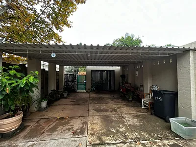 1 Bedroom Apartment To Rent in Pretoria - OEGh.webp