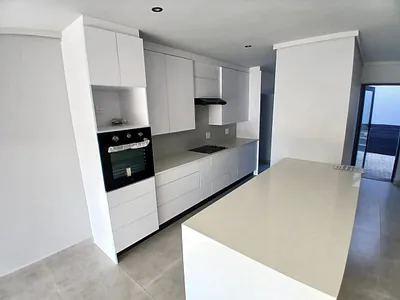 2 Bedroom Apartment To Rent in Pretoria - IX3o.webp