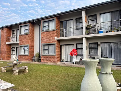 1 Bedroom Apartment For Sale in Pretoria - dK5f.webp