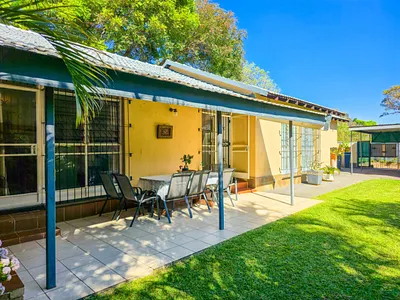 3 Bedroom Townhouse For Sale in Pretoria - PL7t.webp