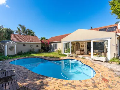 3 Bedroom House For Sale in Cape Town - eiuj.webp