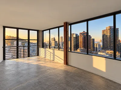 Commercial Property For Sale in Cape Town - EQW9.webp