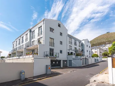 2 Bedroom Apartment To Rent in Cape Town - kq4d.webp