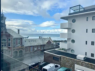 2 Bedroom Apartment For Sale in Muizenberg, Cape Town - img