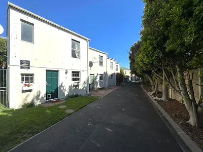 1 Bedroom Townhouse To Rent in Cape Town - img