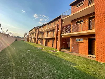 2 Bedroom Apartment For Sale in Midrand - qo3h.webp