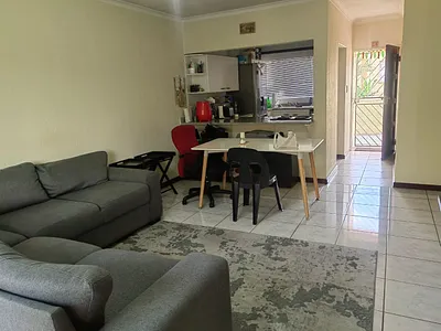 2 Bedroom Apartment For Sale in Midrand - Odfl.webp