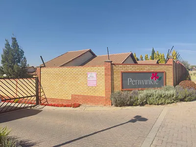 2 Bedroom Townhouse To Rent in Midrand - a6iU.webp
