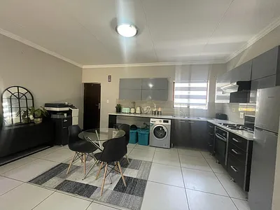 2 Bedroom Apartment To Rent in Midrand - TnIP.webp