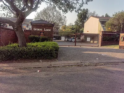 2 Bedroom Apartment To Rent in Sandton - 8cgf.webp