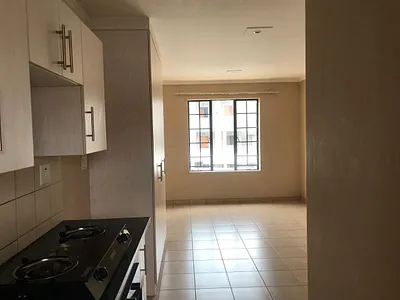 0.5 Bedroom Apartment For Sale in Midrand - img