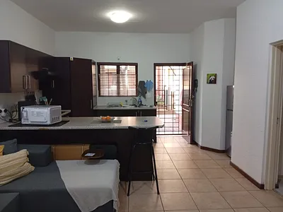 1 Bedroom Apartment To Rent in Sandton - iHko.webp