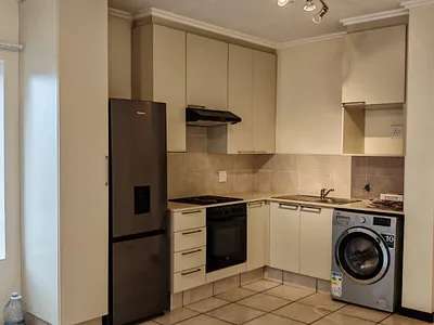 0.5 Bedroom Apartment To Rent in Sandton - 8Oed.webp