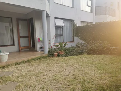2 Bedroom Apartment For Sale in Sandton - img
