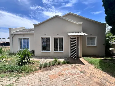 3 Bedroom House To Rent in Sandton - wP9N.webp