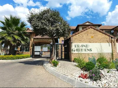 3 Bedroom Apartment To Rent in Midrand - j92w.webp