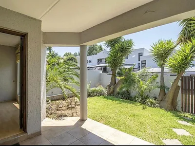 2 Bedroom Apartment To Rent in Sandton - RMEu.webp