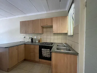 2 Bedroom Apartment For Sale in Midrand - exWx.webp