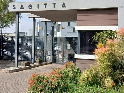 2 Bedroom Apartment To Rent in Sandton - img