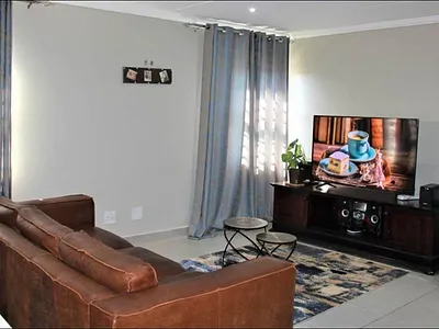 4 Bedroom Townhouse To Rent in Randburg - img