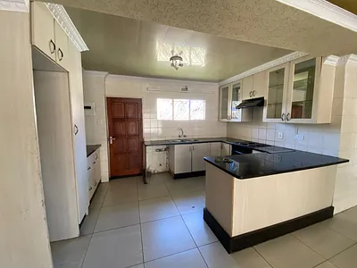 3 Bedroom House To Rent in Johannesburg - F5ij.webp