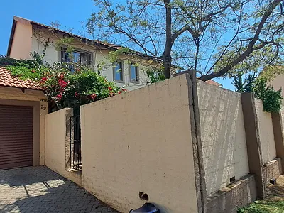 2 Bedroom Townhouse For Sale in Midrand - TUL0.webp