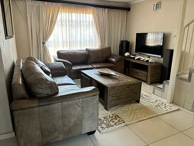 3 Bedroom Apartment To Rent in Kempton Park - 7YAM.webp