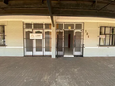 1 Bedroom Apartment To Rent in Johannesburg - PeKE.webp