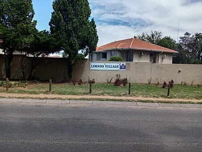 2 Bedroom Apartment For Sale in Midrand - a14G.webp