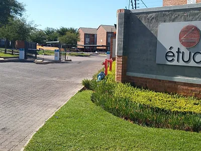 3 Bedroom Townhouse To Rent in Midrand - T3eB.webp